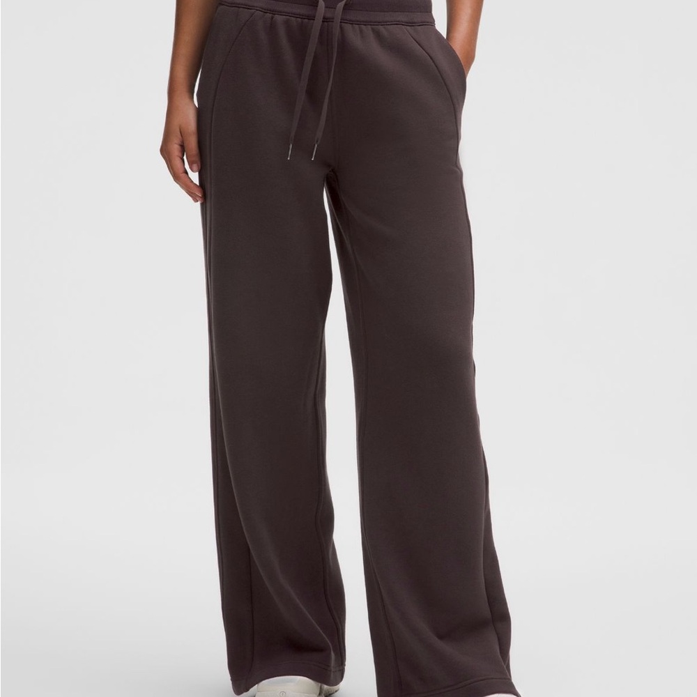 Lululemon Scuba Mid-Rise Wide-Leg Pant Tall NWOT